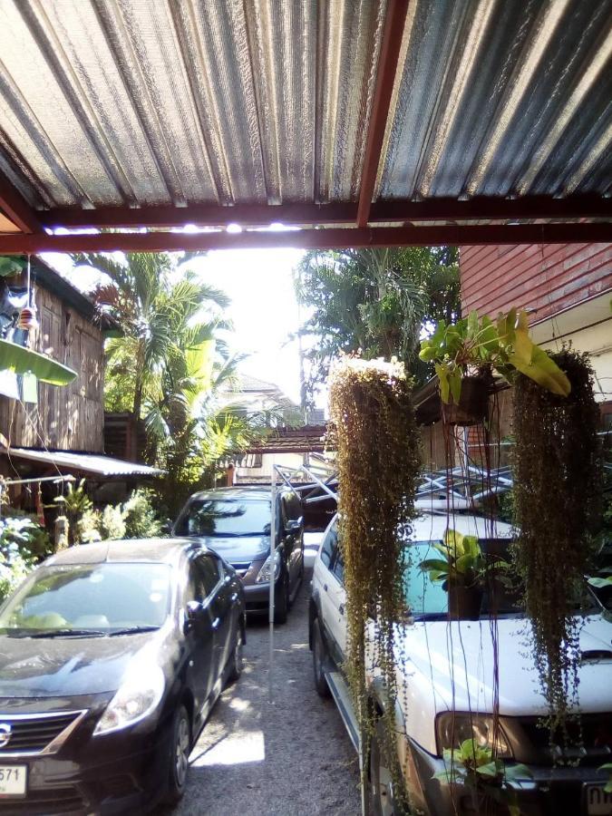 Chom Chan & Hostel