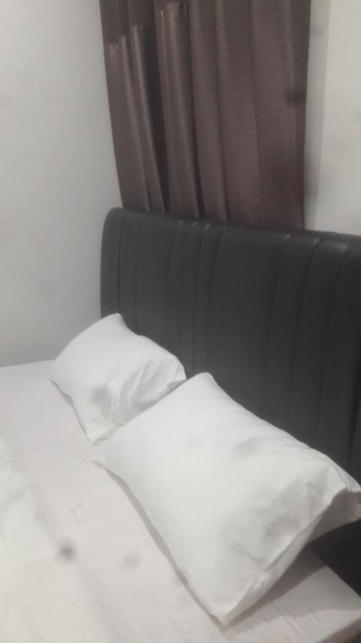 Chom Chan & Hostel Chiang Mai