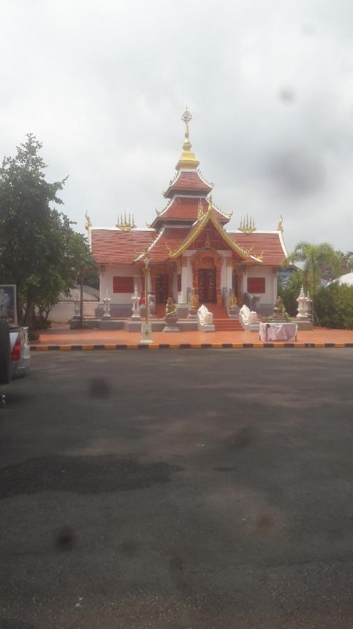 Chom Chan & Chiang Mai